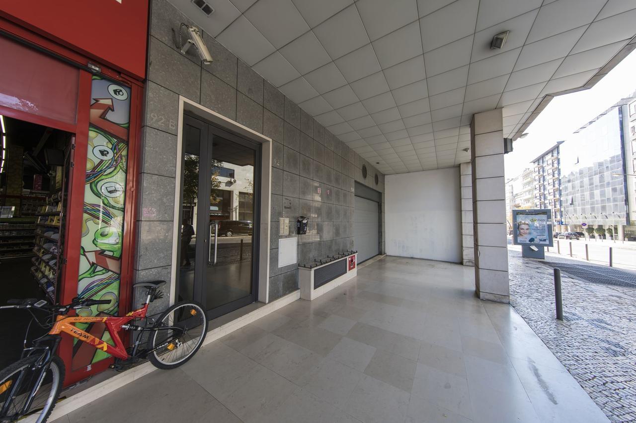 Lovelystay - Modern Apartment In Anjos リスボン エクステリア 写真
